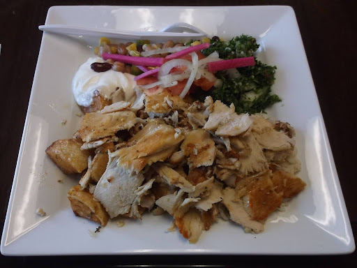 Photo of Shish Poulet Royal - 239 Rue Victoria, Salaberry-de-Valleyfield, QC J6T 1A8